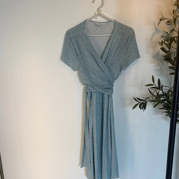 Seraphine Blue Wrap Midi Dress - Picture 4 of 11